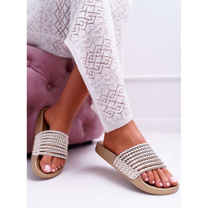 Naisten tossut, joissa helmillä kultainen Elavi 1