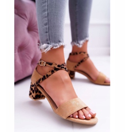 Naisten sandaalit korkokengissä Lu Boo Panther Camel Fall In Love ruskea 2