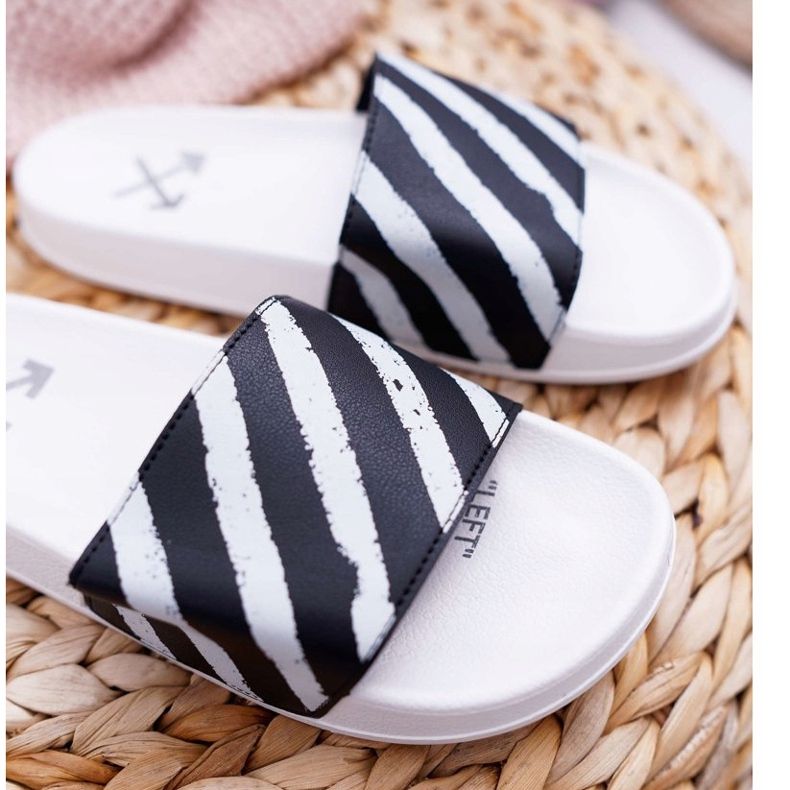 Aynna Naisten valkoiset tossut valkoinen musta 2