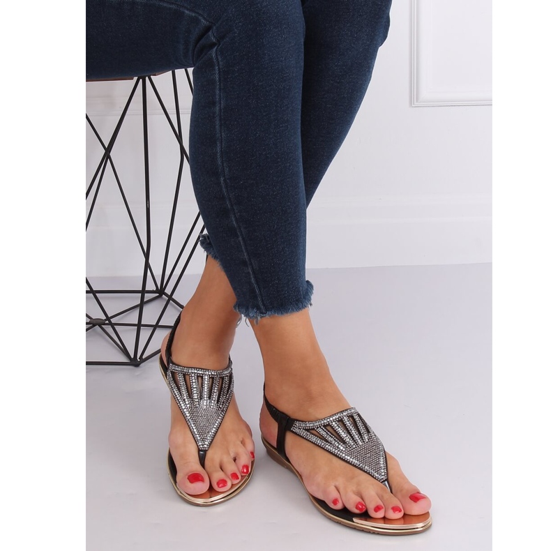 Varvastossut koristeltu mustalla M03 Black 1