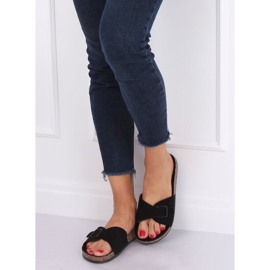 Mustat scholki -tossut 6103 musta 1