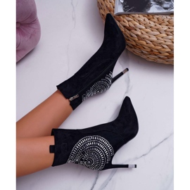 HAN Naisten saappaat korkokenkä musta Muodikas 1