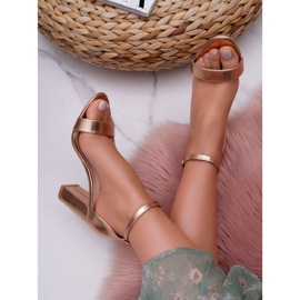 SEA Klassiset naisten sandaalit kantapäällä Champagne Fiji vaaleanpunainen 1