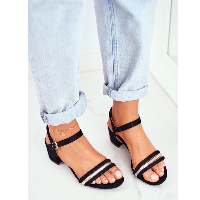 S.Barski Naisten sandaalit kantapäällä, jossa kiiltävä musta Wixi 2