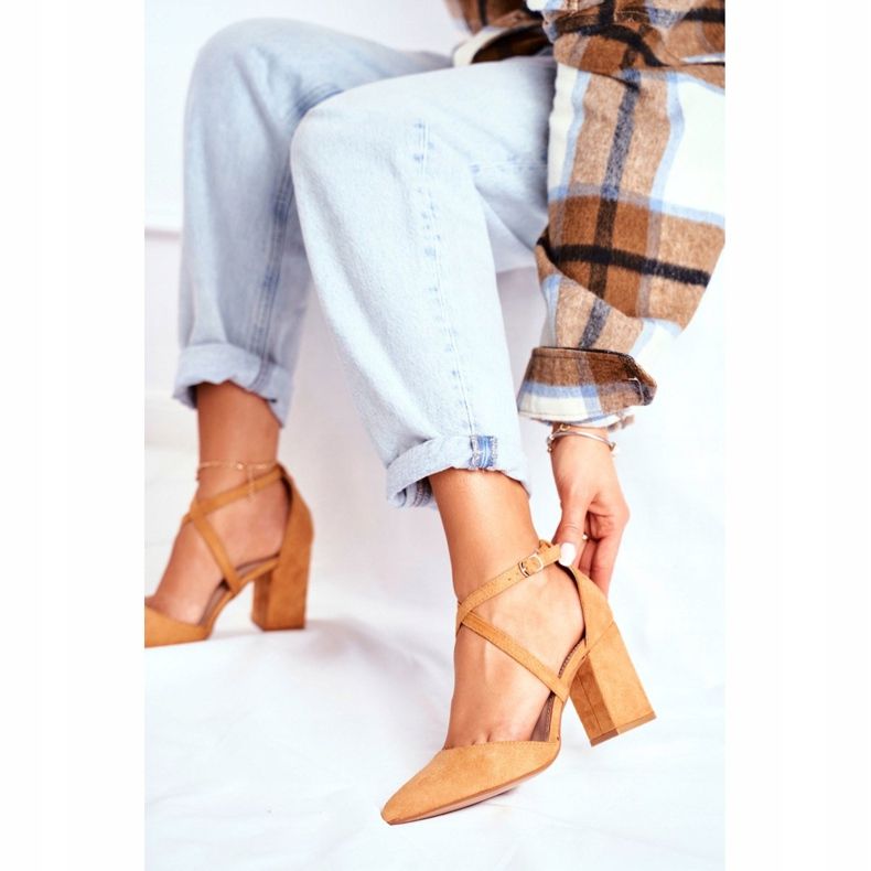 PS1 Naisten pumput kantapäällä Spitz Camel -liikenteessä ruskea 2