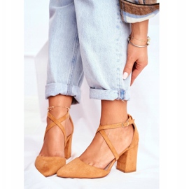 PS1 Naisten pumput kantapäällä Spitz Camel -liikenteessä ruskea 1