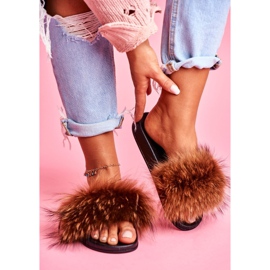 Naisten tohvelit, joissa on luonnonkarvainen ruskea naturis 2