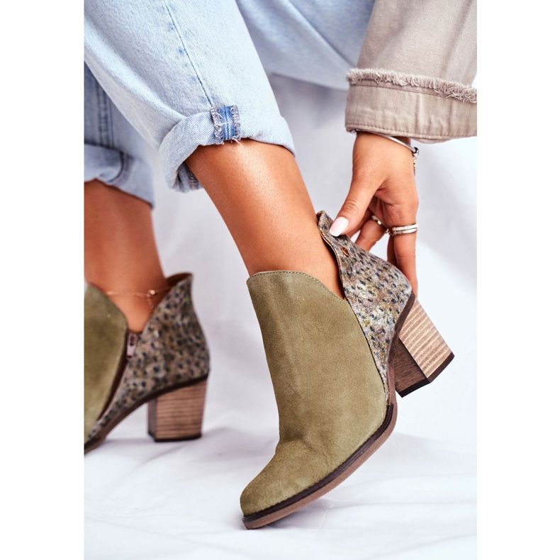 Naisten saappaat kantapäässä Maciejka Kevätnahka oliivi 04492-24 vihreä 1