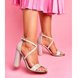 SEA Naisten sandaalit kantapäällä Glitter Golden Vivi kultainen 2