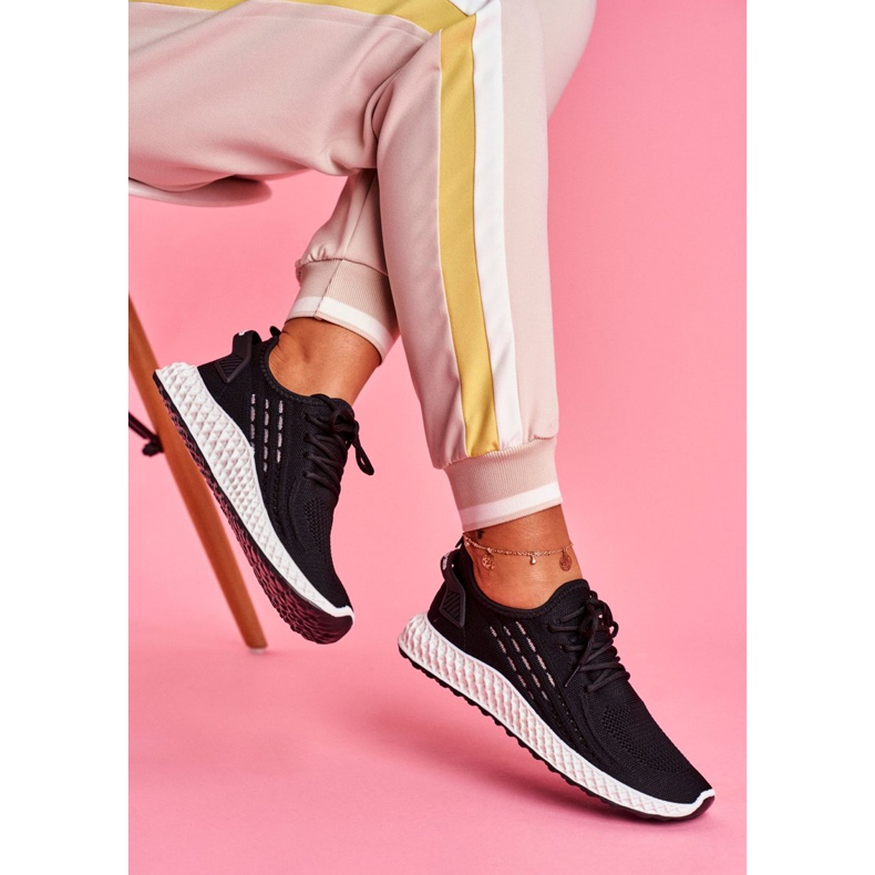 Naisten urheilukengät Vaalea Mersea musta 2