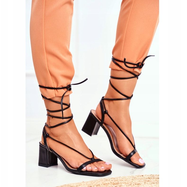 HAN Naisten sandaalit kantapäällä sidottu musta aamu 2