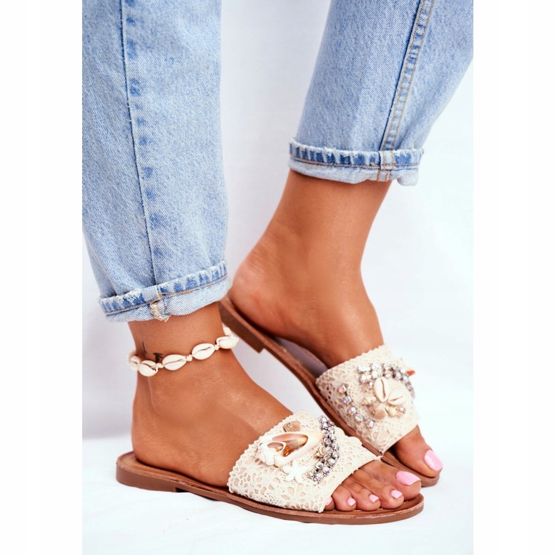 HAN Naisten beige tossut kuorineen Espanja 1