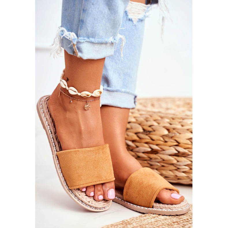 FJ1 Naisten klassiset mokkanahkatossut Camel Look At Me ruskea 2