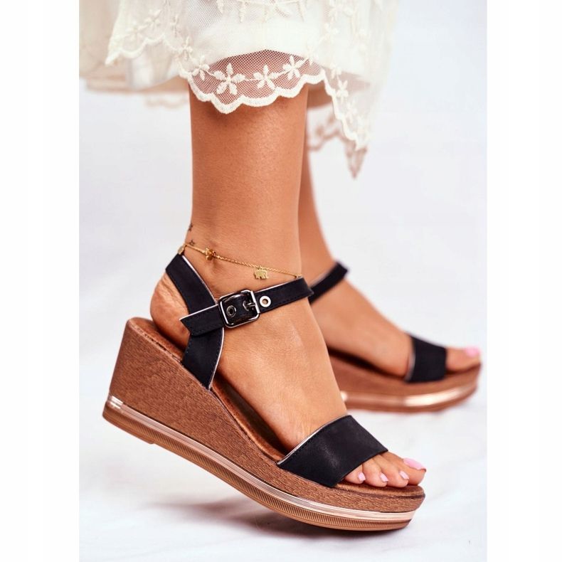 EVE Naisten sandaalit Wedge Black Monroessa musta 1