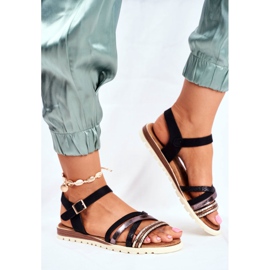 EVE Naisten sandaalit Flat Black Replay musta 2