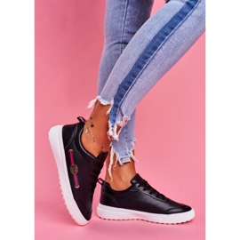 SEA Naisten urheilukengät Musta Naomi 1