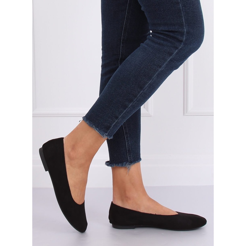 Pehmeät mustat naisten ballerinat NK17P Musta 2