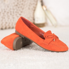 Small Swan Oranssi loafers 2