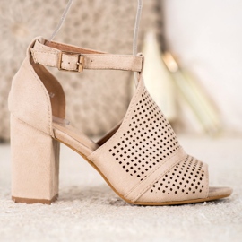 Small Swan Tyylikkäät Openwork -sandaalit beige 1