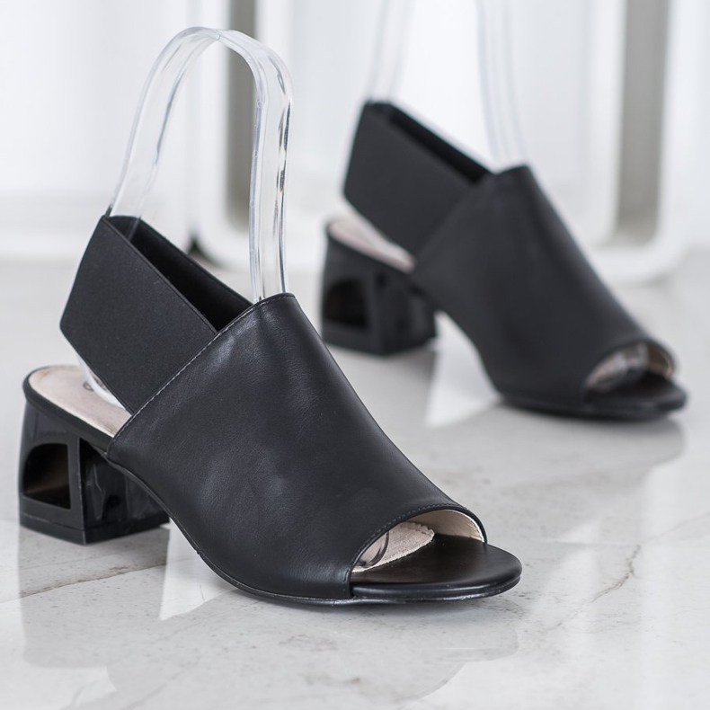 Goodin Slip-on kengät postissa musta 1