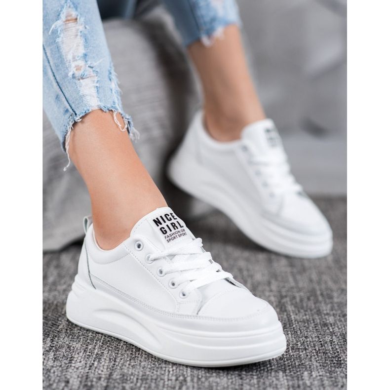 SHELOVET Lenkkarit Nice Girl Platformilla valkoinen 2