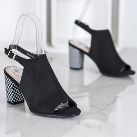 Goodin Rakennetut sandaalit, joissa on ruudullinen kantapää musta 2