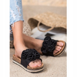 Mukavat tossut kukilla VINCEZA musta 1