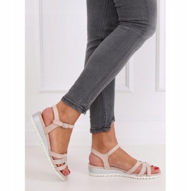 Sandaalit matalalla kiilalla beige ja vaaleanpunainen NS113P Nude 1
