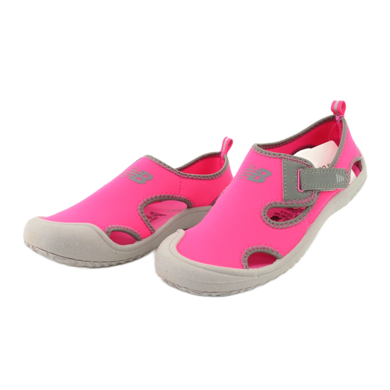 Sandaalit New Balance Sandaalit K K2013PKG musta punainen vaaleanpunainen harmaa 2 Sandaalit New Balance Sandaalit K K2013PKG musta punainen vaaleanpunainen harmaa 2