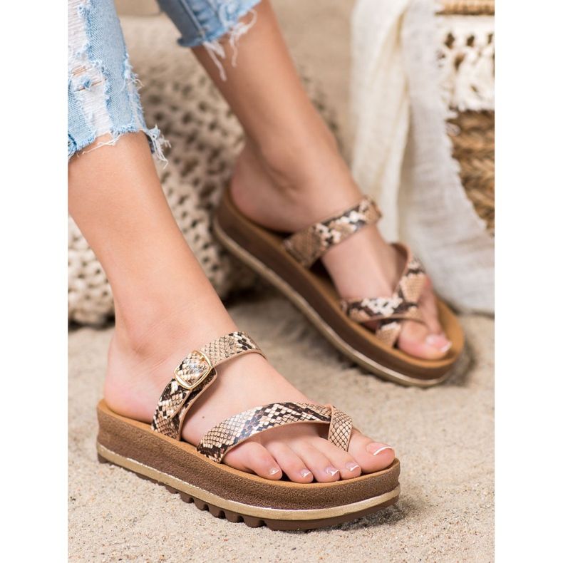 Comer Tossut muotialustalla monivärinen 1