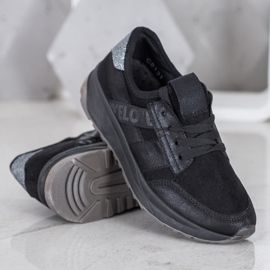 SHELOVET Mustat urheilukengät 1