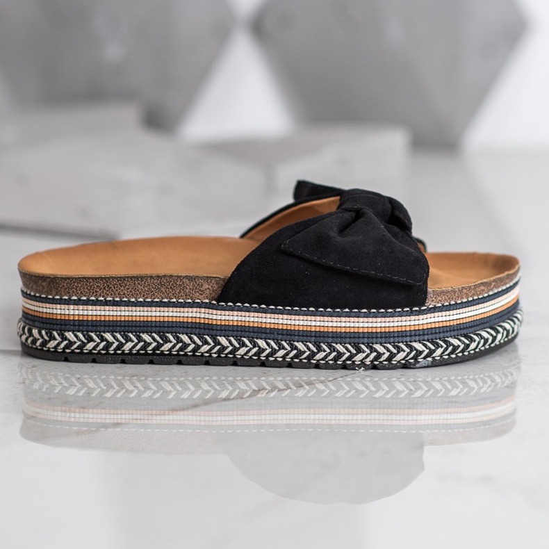 SHELOVET Muodikkaat tossut alustalla musta 2