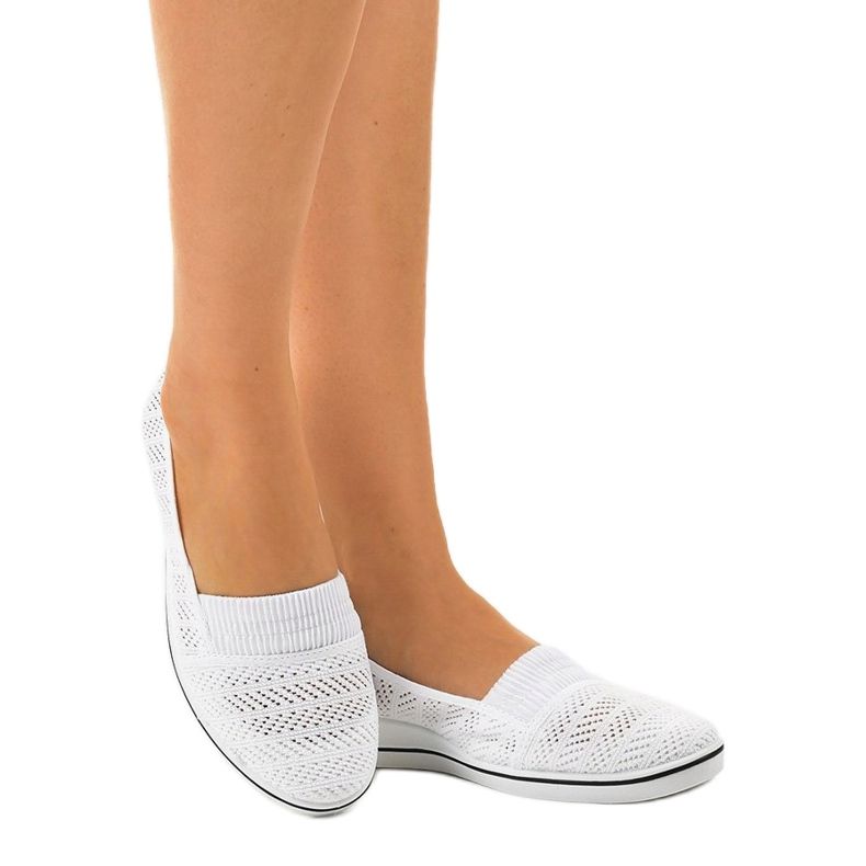 Valkoiset lenkkarit kiilakengissä HJ1801-9 valkoinen 1