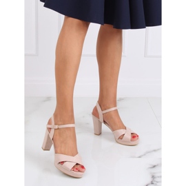 Beige korkeakorkoiset sandaalit WD99P Beige 2