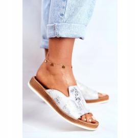 Tyylikkäät naisten nahkatossut Nicole 2495 Pompey valkoinen 1