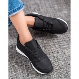 Camo Klassiset mustat urheilukengät 1