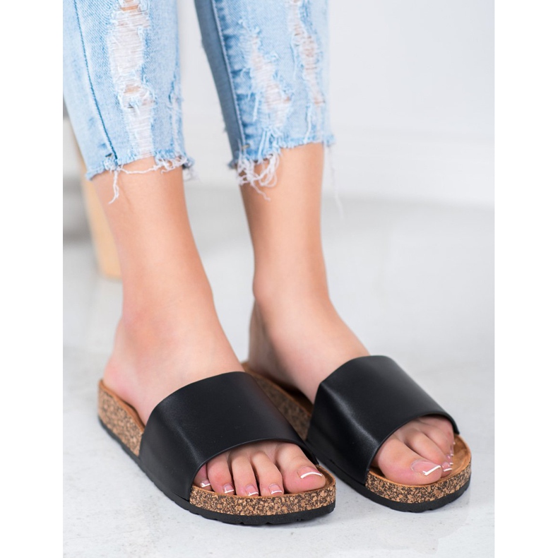 SDS Klassiset tossut musta 2