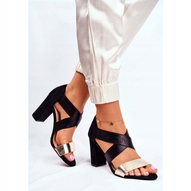 EVE Naisten sandaalit Suede Slip On Black Gold Varina musta keltainen 1