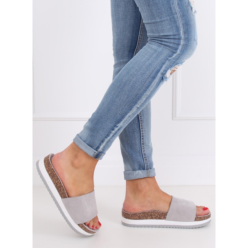 Harmaa Naisten harmaat tohvelit CK184P Harmaa 2