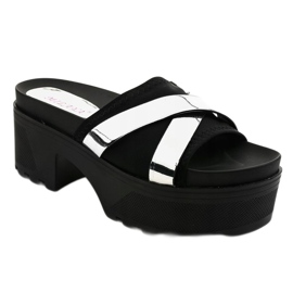 Mustat korkeakorkoiset tossut CL-3A309-43 1