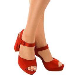 Punaiset sandaalit mokkanahalla 77-102 punainen 1