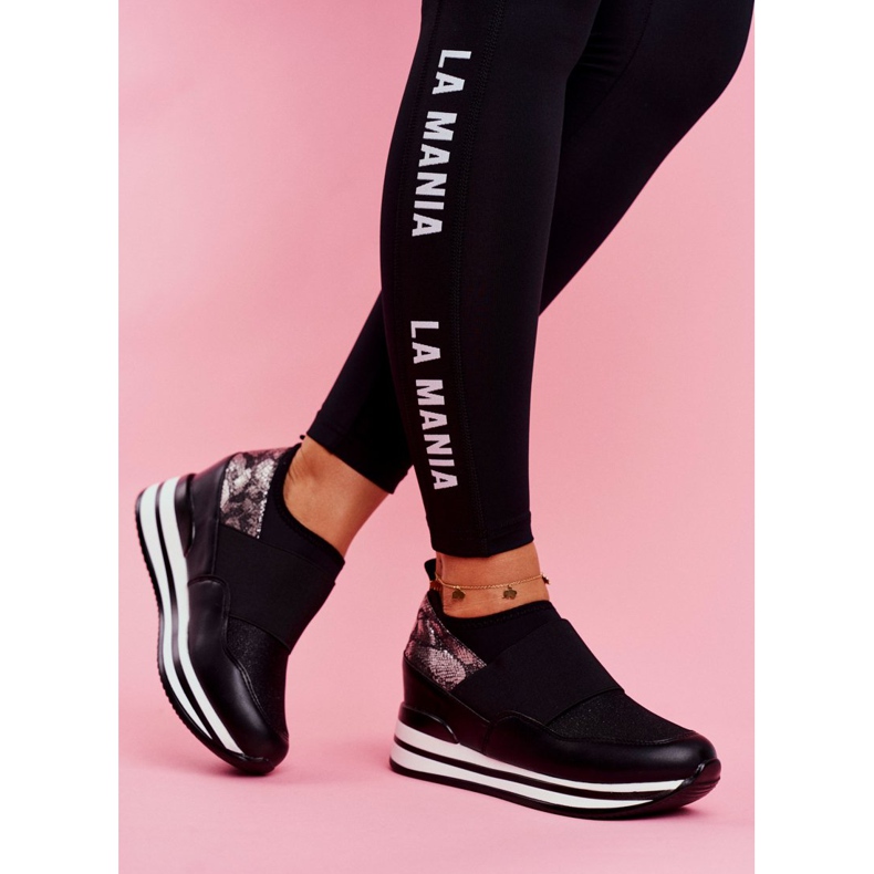 Naisten Sport Slip On Kiilat Kengät Musta Cold Play 2