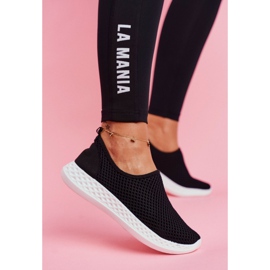 SEA Naisten Sport Slip-on Black Gestacio musta 1