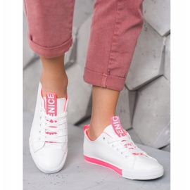 SHELOVET Tennarit, joissa Eco -nahka Nizza valkoinen 1