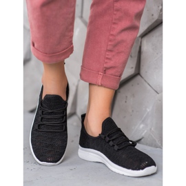 SHELOVET Mustat harjakengät 1