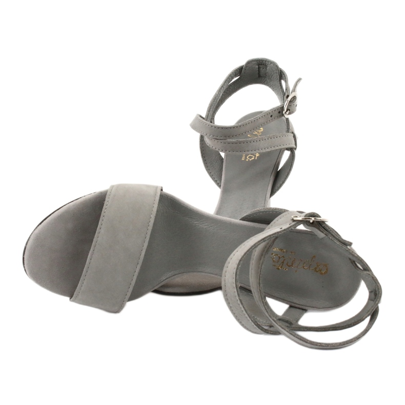 Espinto Harmaat nahkaiset naisten sandaalit S333/5 -nastalla 4