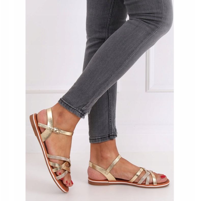 Kultaiset naisten sandaalit 99-62 Kulta kultainen 1
