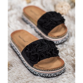 Small Swan Mokkanahkatossut koristeilla musta 1