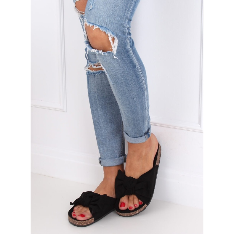 Musta 10-218 Musta korkkipohjaiset tohvelit 1