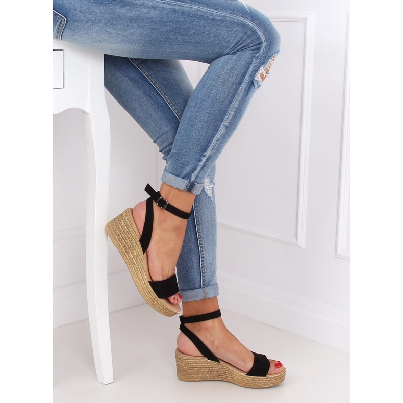 Mustat kiilakengät 019-18 Musta 2